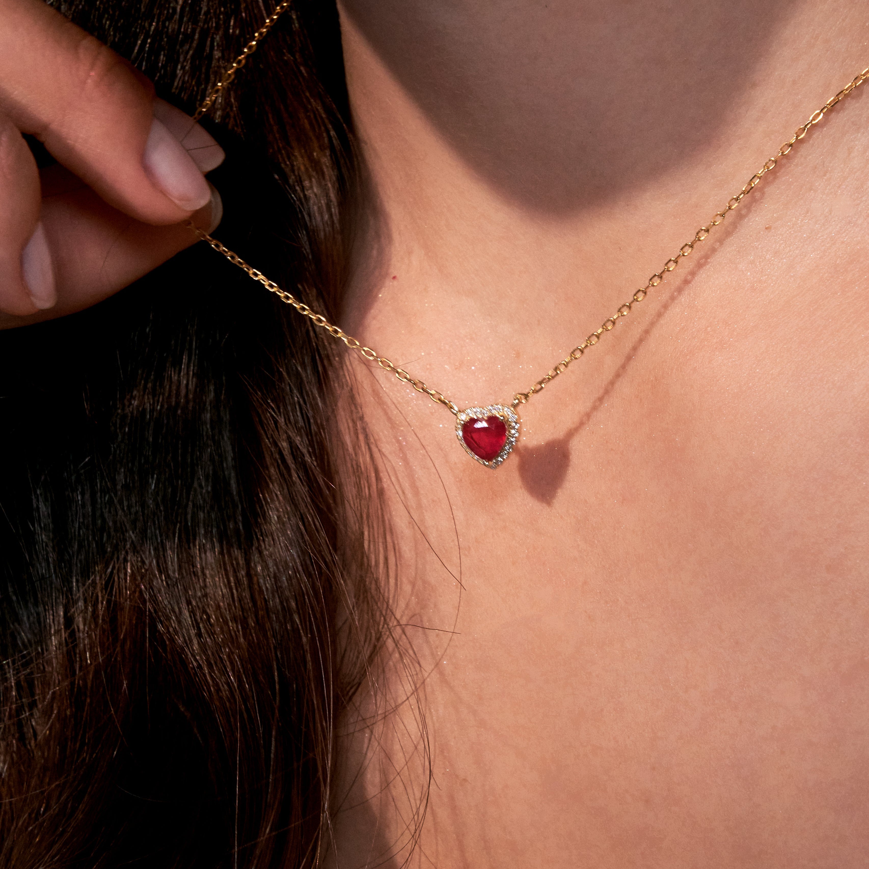 - The Cœur Moissanite Necklace -