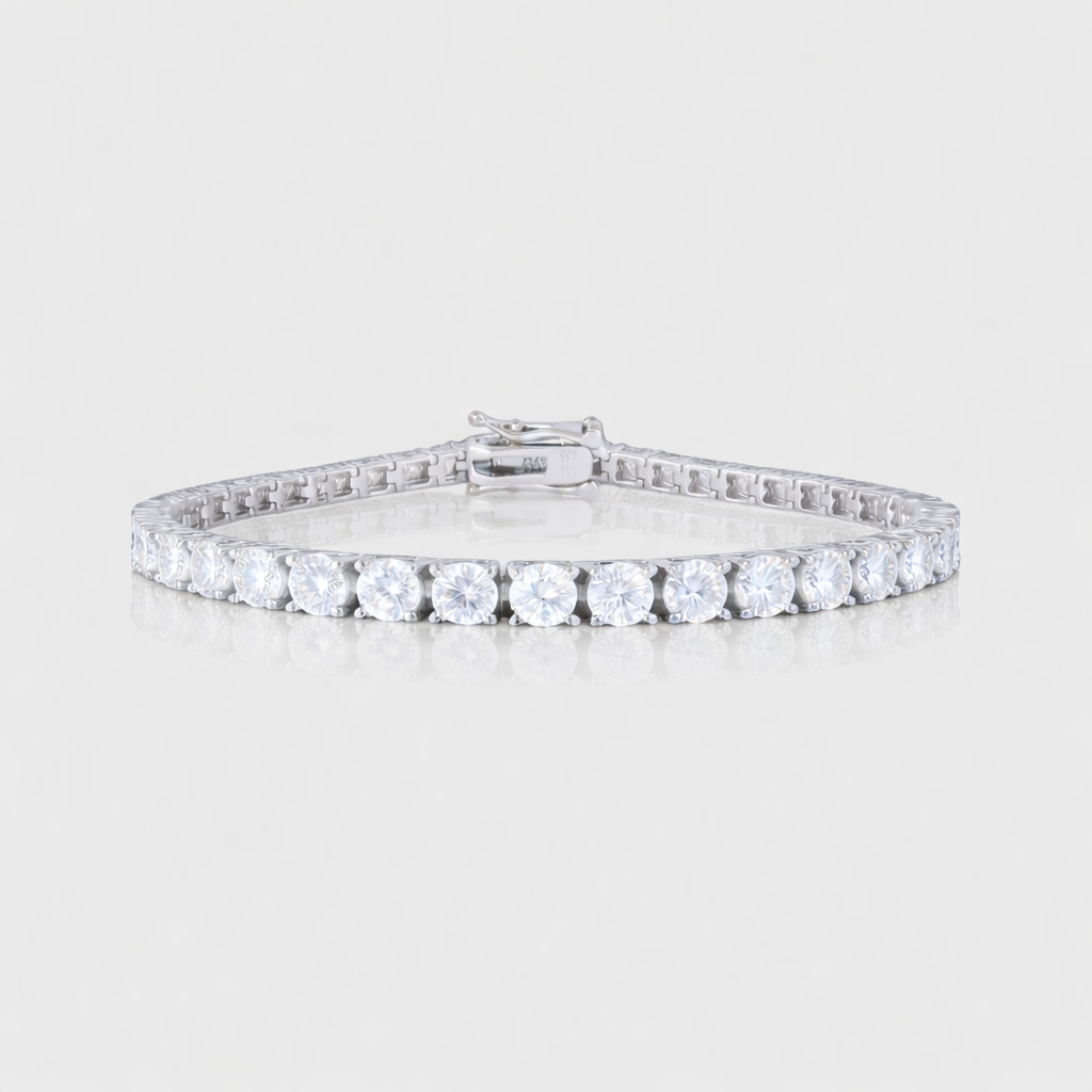 - The Iconic Moissanite Bracelet -